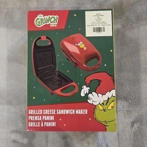 Brand New Dr. Seuss The Grinch Grilled Cheese Sandwich Maker